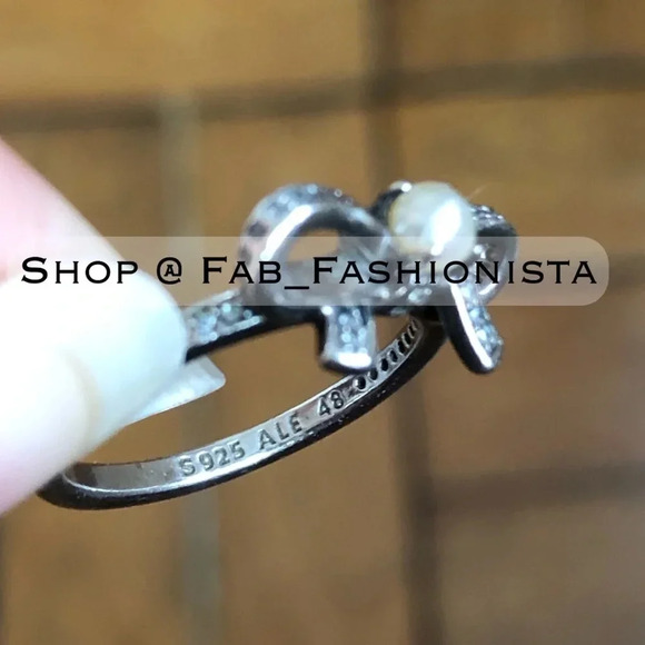 Pandora Bow Pearl ring sterling silver size 48 - Picture 7 of 9